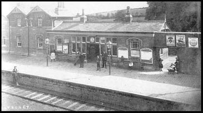 BallyroneyStation